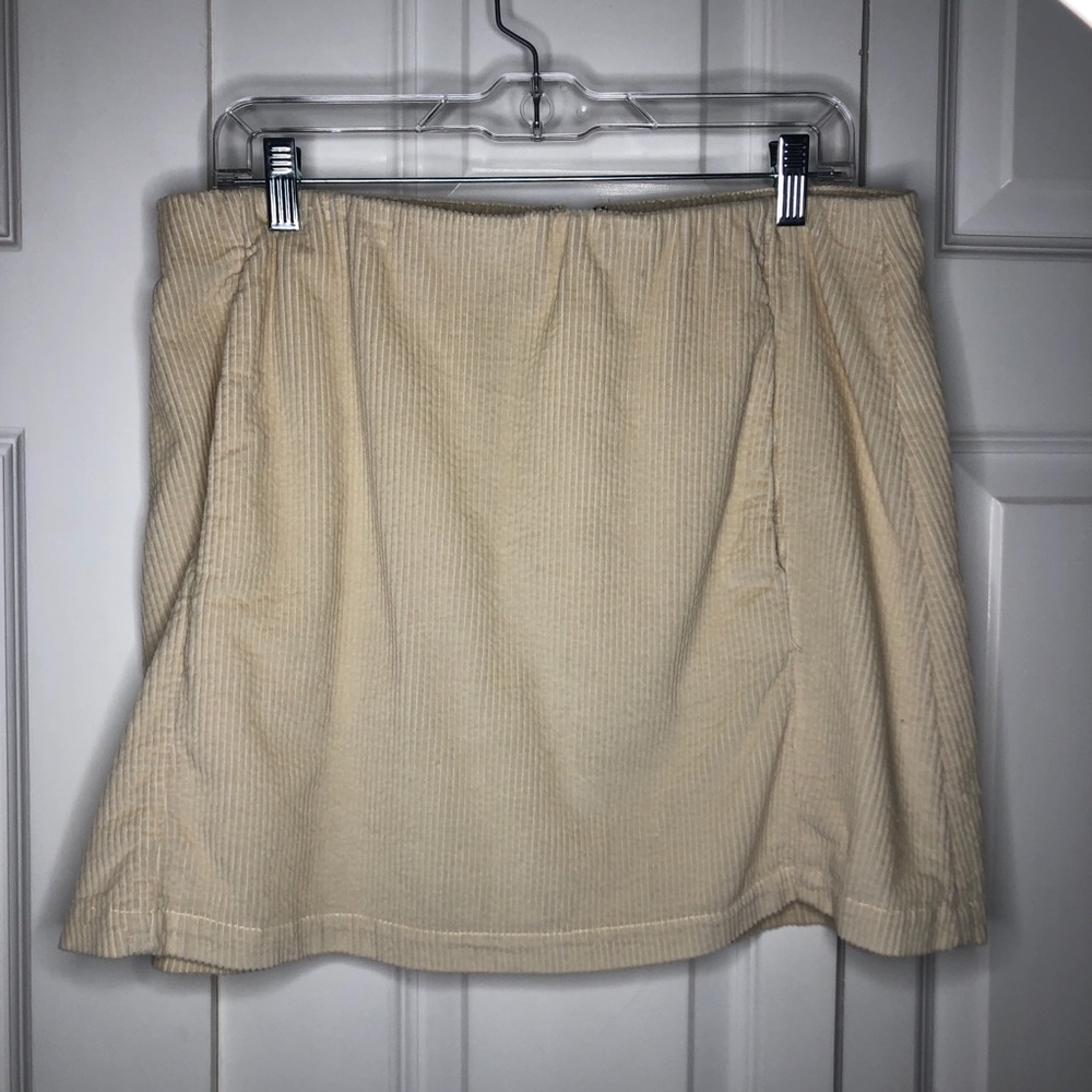 American Eagle Cream Ribbed Mini Skirt